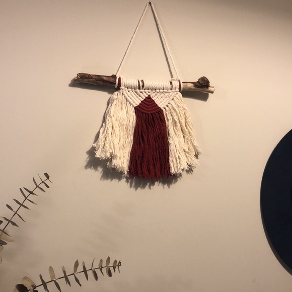 Small Macrame Wall Hanging - Picture 5 of 5